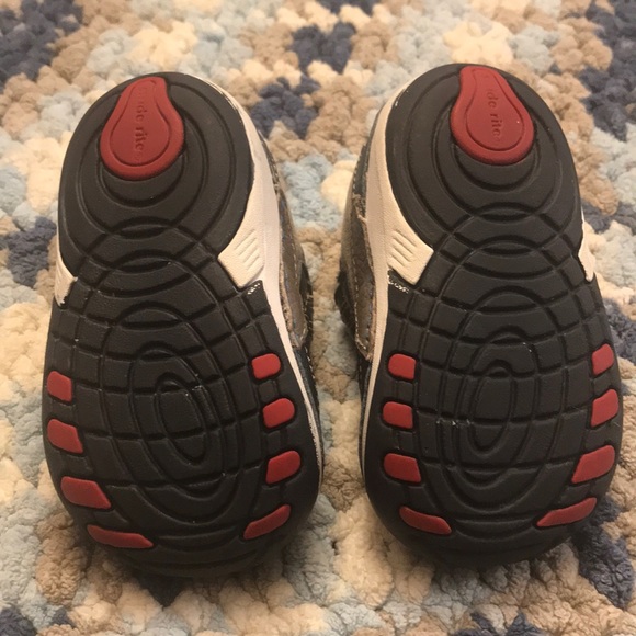 Stride Rite first walkers - Picture 6 of 6